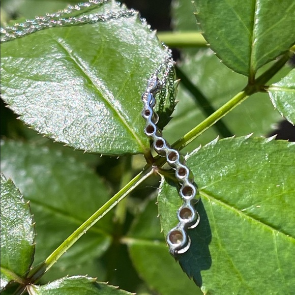 Lovely Natural Diamond and Solid 14k White Gold Journey Pendant Necklace - Picture 3 of 8